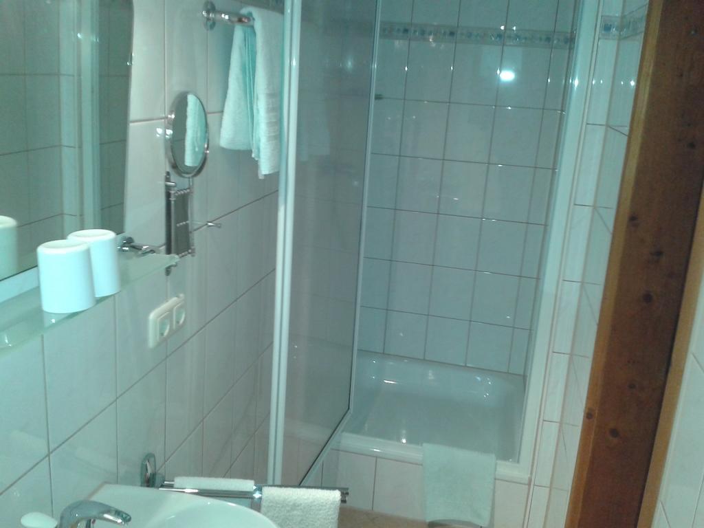 Gaestehaus Attenhauser Unterammergau Phòng bức ảnh